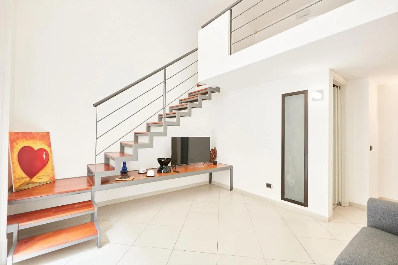 Studio Duplex At National Museum Daire Napoli